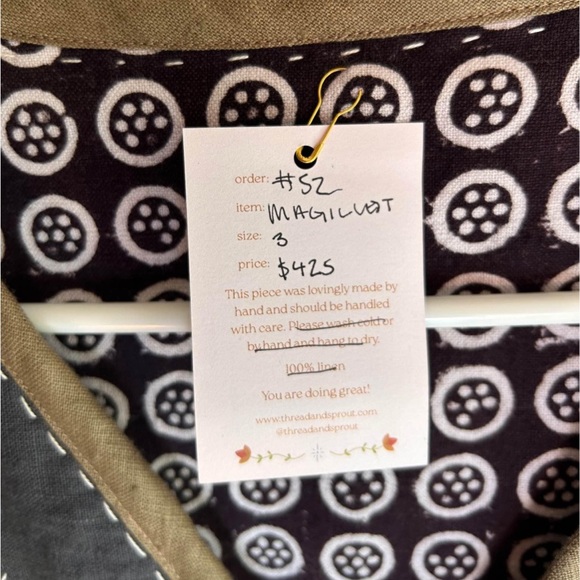 Thread & Sprout Magic Vest - Picture 4 of 6